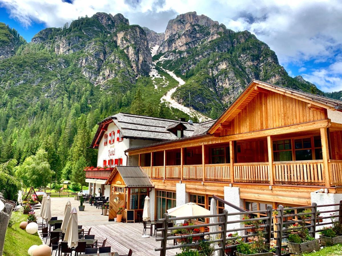 Alpin Natur Hotel Brueckele Braies  Esterno foto