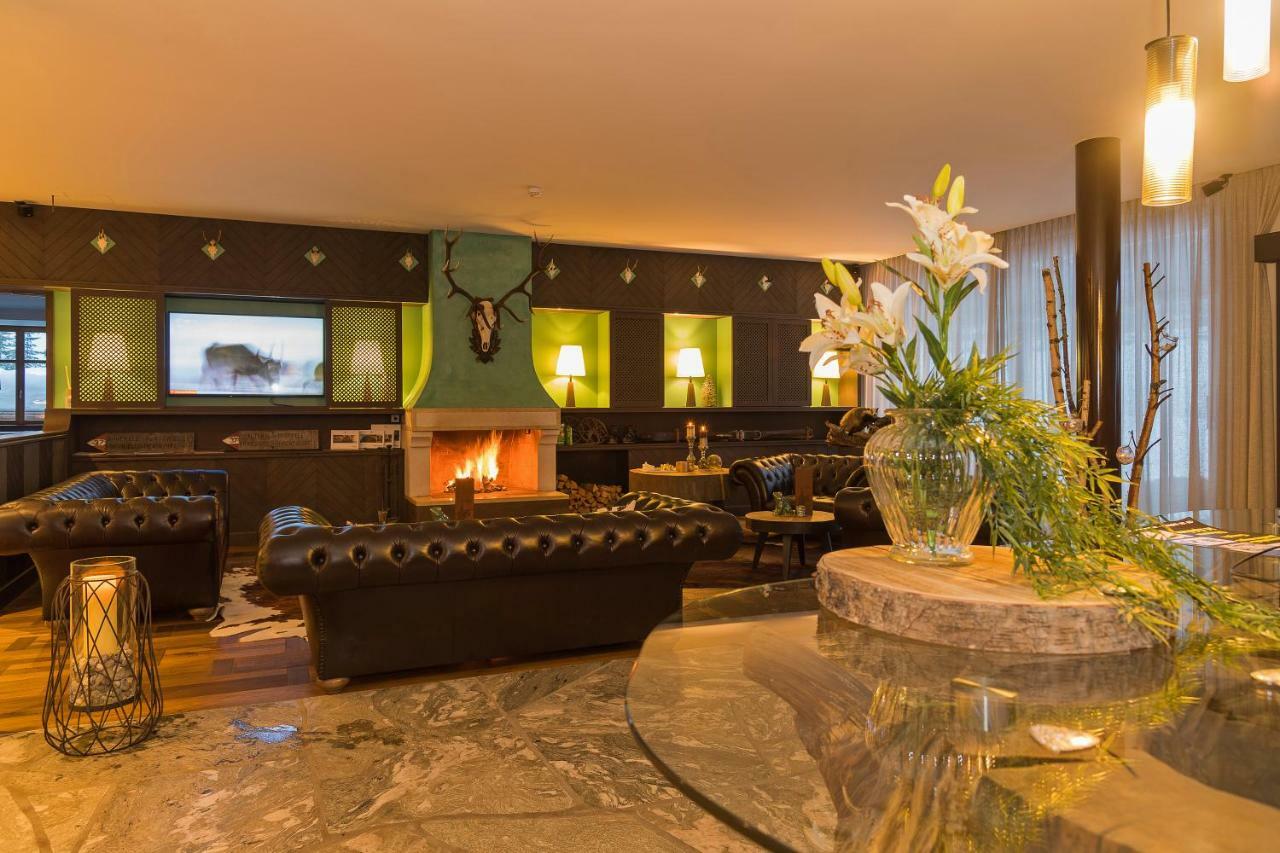 Alpin Natur Hotel Brueckele Braies  Esterno foto